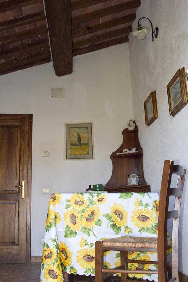 Agriturismo Santa Caterina Castelnuovo di Val di Cecina Phòng bức ảnh